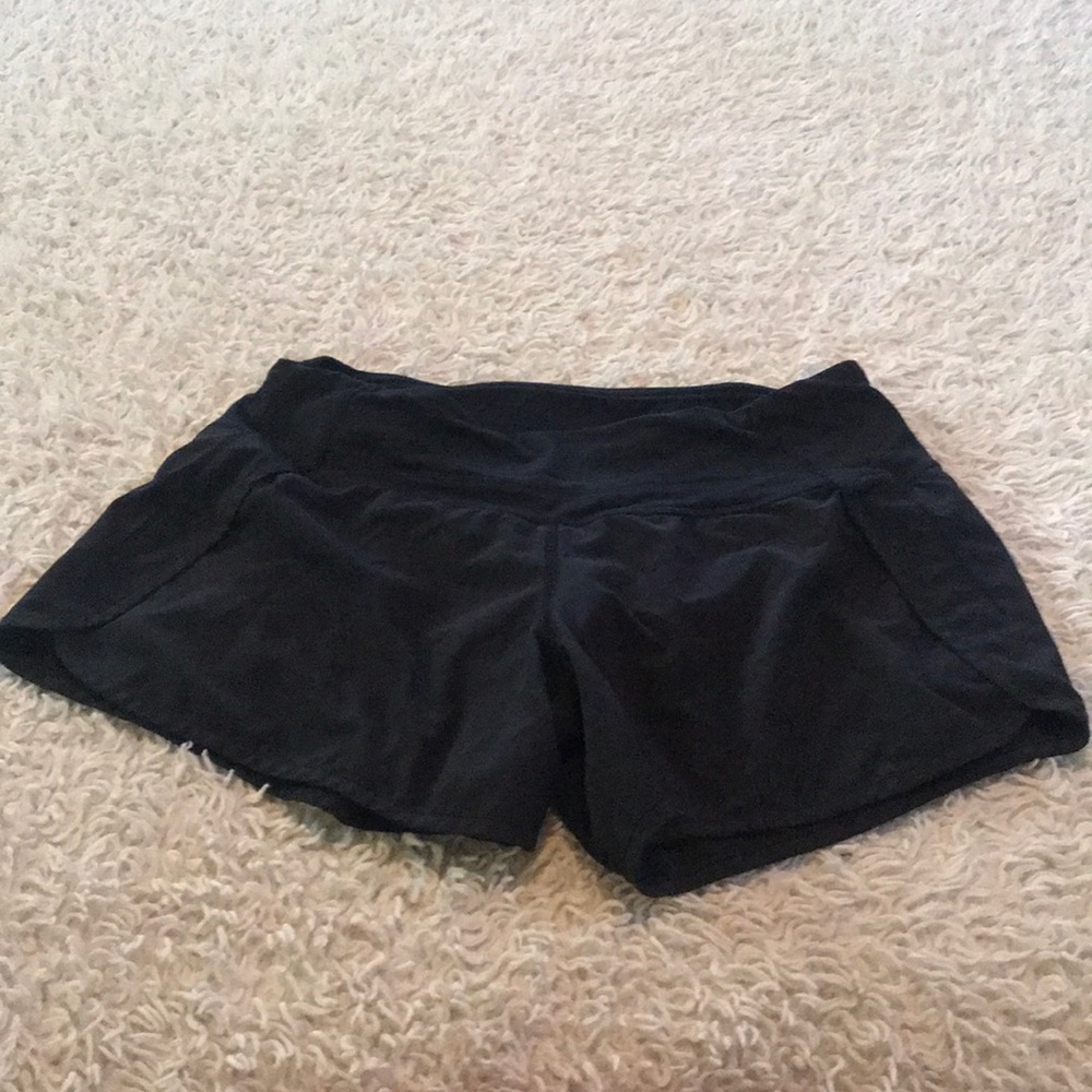 Lululemon black shorts